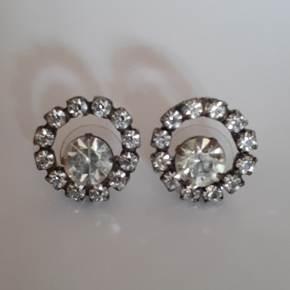 Austrian Crystal Earrings - Picture 3 of 5